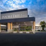 thumbnail_DoubleTreebyHilton-ManhattanKS-8-2025_8E879FA4-B9CD-A664-EF0EB515B302515A-8e879de1cf90552_8e87b22c-ec01-a762-c5e9834e82d5428e